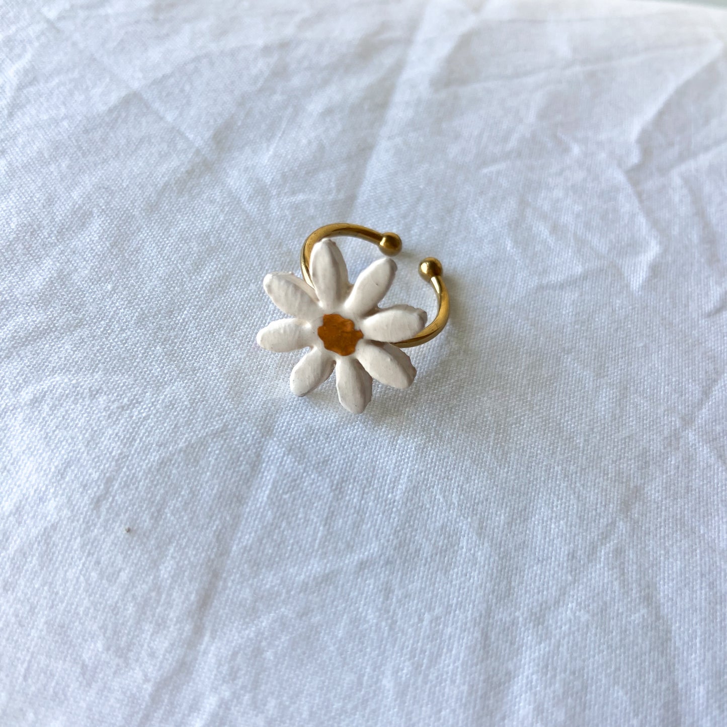 Anillo margarita gold
