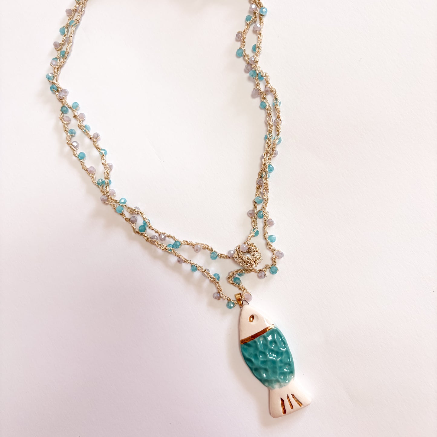 Collar pez turquesa