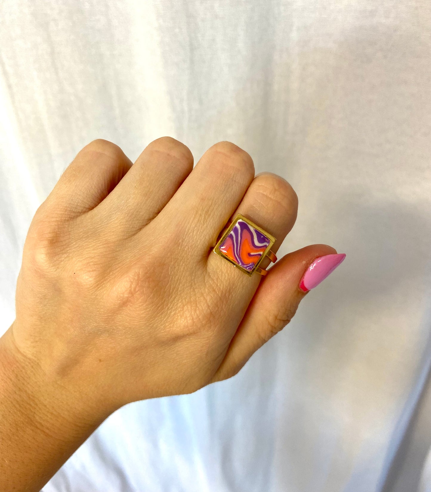 Anillo cuadrado tropic dorado