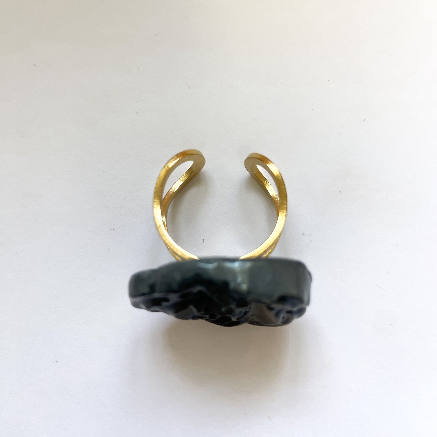 Maxi rosa cerámica negra