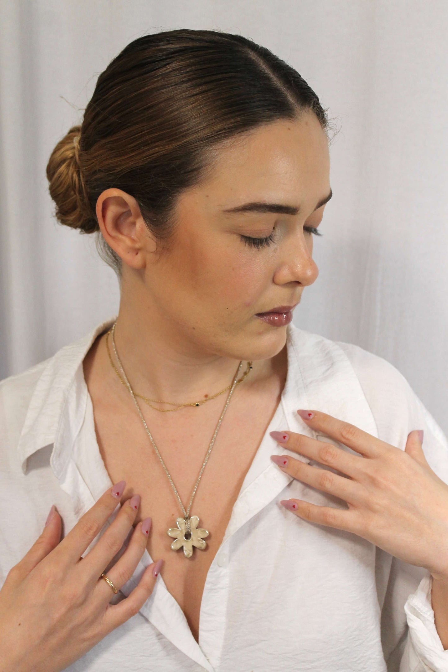 collar multiposicion beige