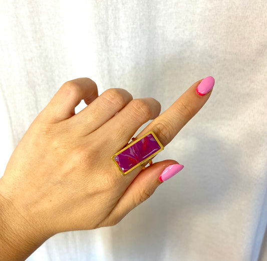 Anillo rectángulo morado y rojo