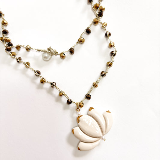 Collar flor de loto