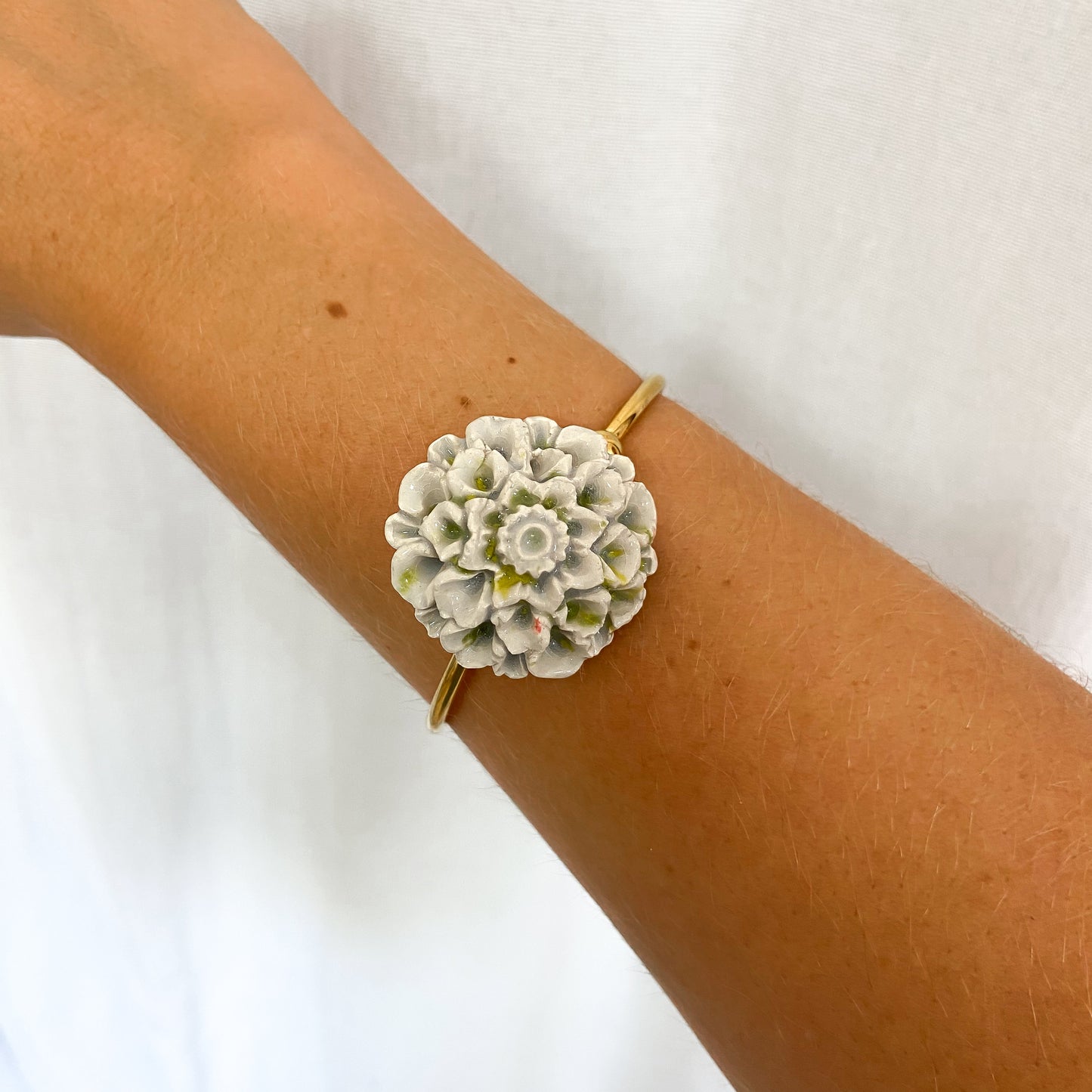 Brazalete Primavera dorado