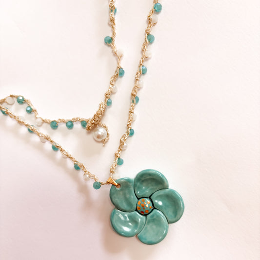 Collar flor turquesa