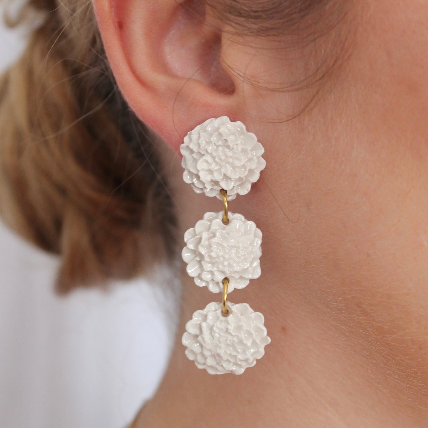 Triple flor blanca